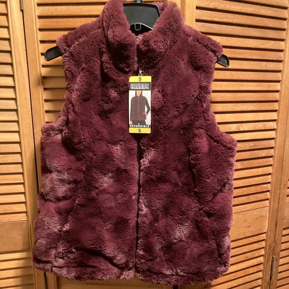 Nicole Miller Wine Color Reversible Glass Faux Fur Vest